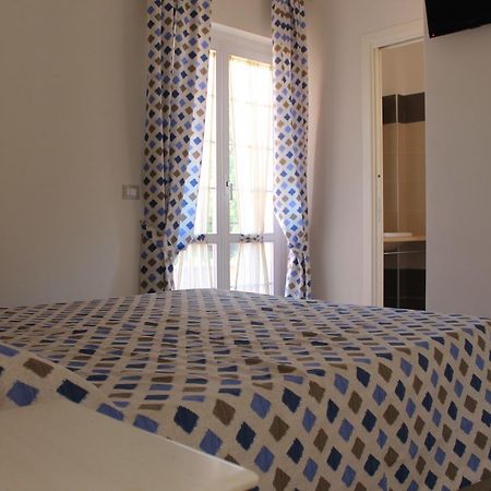 B&B Lo Scoiattolo del Pollino Rotonda Esterno foto