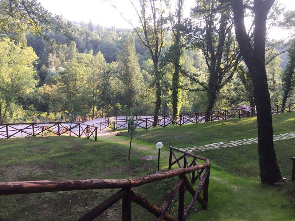 B&B Lo Scoiattolo del Pollino Rotonda Esterno foto