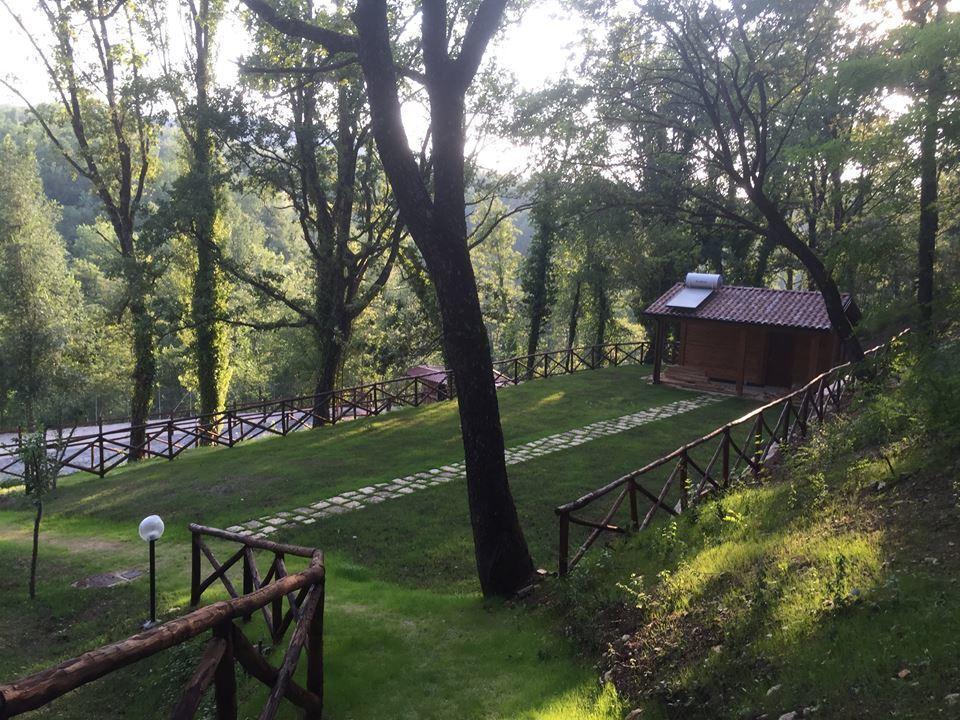 B&B Lo Scoiattolo del Pollino Rotonda Esterno foto